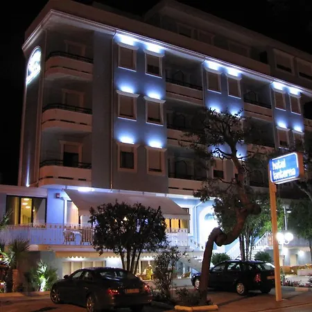 מלון Lanterna 3*