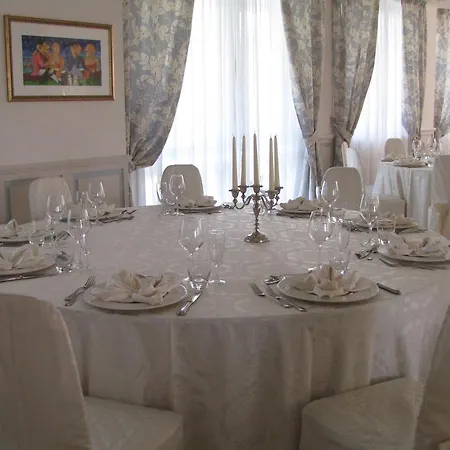 Lanterna 3* Porto San Giorgio